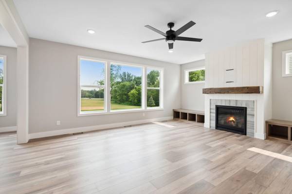 4986 Dodd RD, Eagan, MN 55123