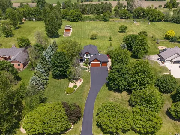 6134 214th ST W, Jordan, MN 55352