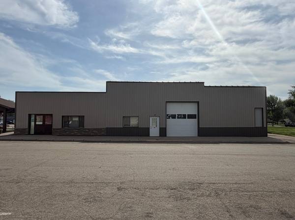 101 S Mckenzie ST, Luverne, MN 56156