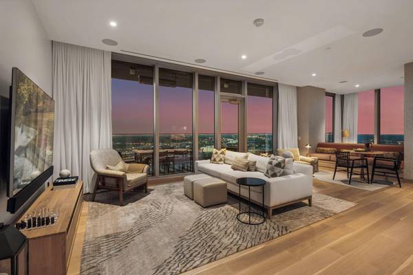 255 Hennepin AVE #3103, Minneapolis, MN 55408