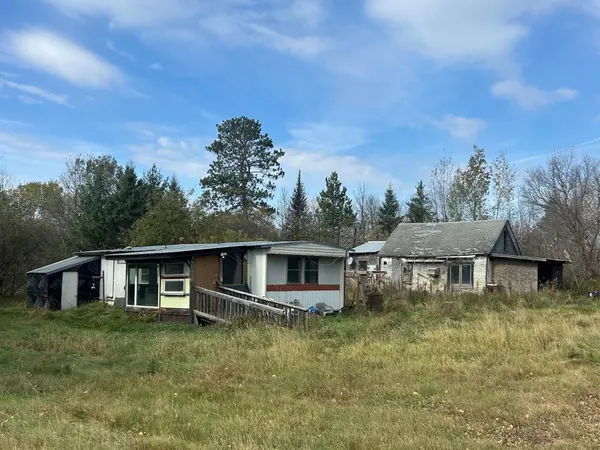 27462 Raven RD, Laporte, MN 56461