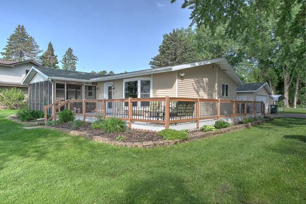 51725 Belle Isle DR, Rush City, MN 55069