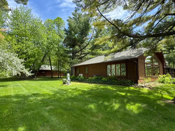 1469 Woodland LOOP NW, Baudette, MN 56623