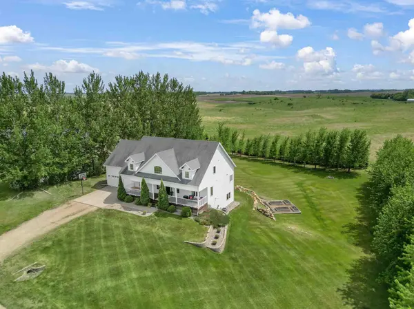 21677 162nd AVE S, Barnesville, MN 56514