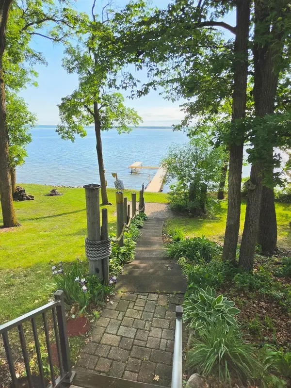 10143 Mounds Point DR NW, Cass Lake, MN 56633