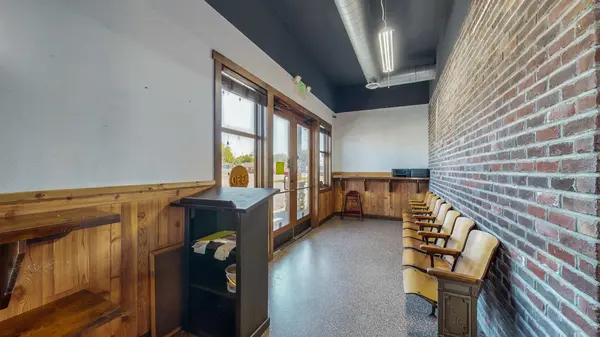 800 W Lyon AVE, Lake City, MN 55041
