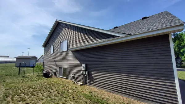 307 13th AVE N, Princeton, MN 55371