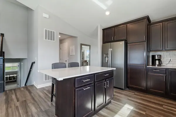 18044 Harlow PATH, Lakeville, MN 55044