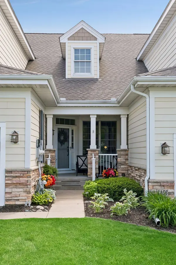 1454 Steeplechase LN #18, Eagan, MN 55122