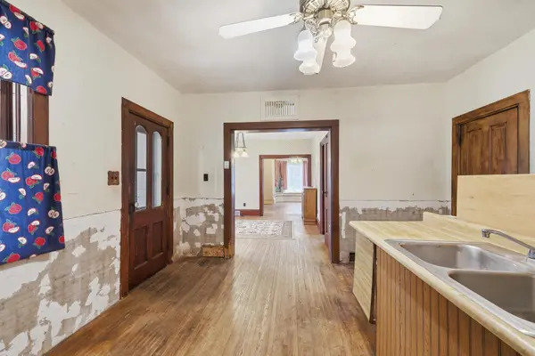 400 W Main ST, Belle Plaine, MN 56011
