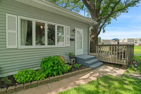 5025 Zenith AVE N, Brooklyn Center, MN 55429