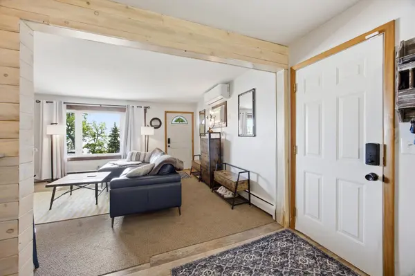 1112 W Lake DR, Detroit Lakes, MN 56501