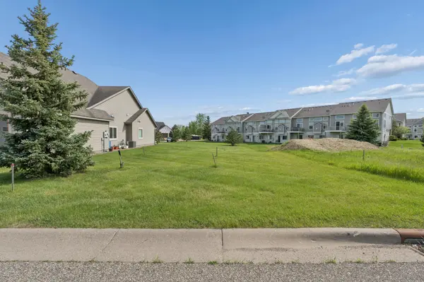9761 Saint Andrews DR, Elko New Market, MN 55020