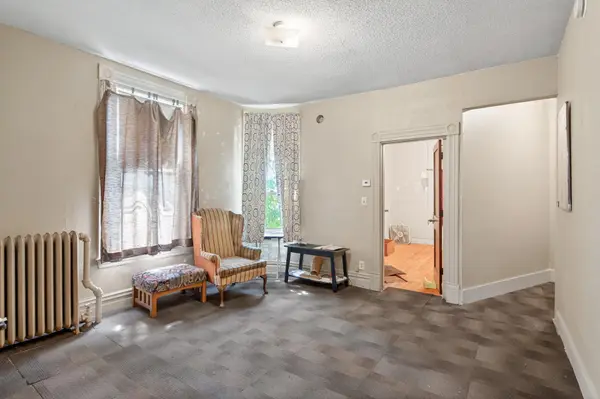 867 Aurora AVE, Saint Paul, MN 55104