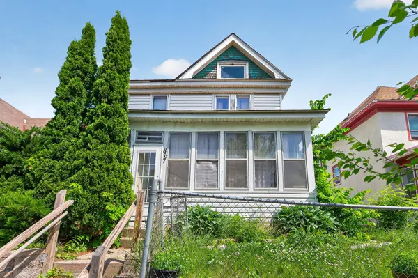 867 Aurora AVE, Saint Paul, MN 55104