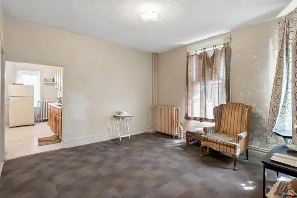 867 Aurora AVE, Saint Paul, MN 55104