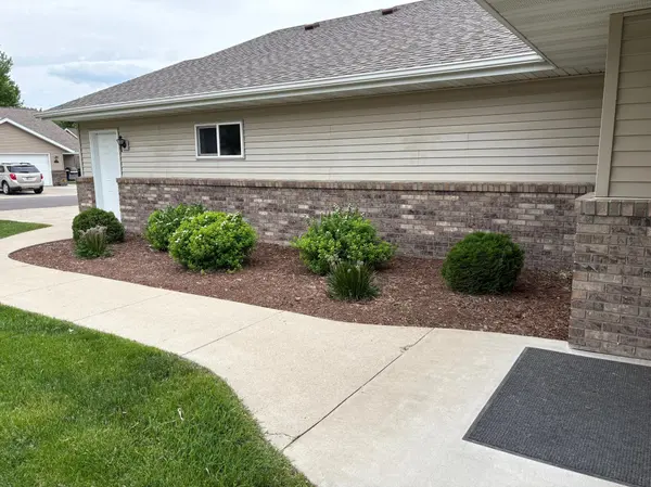 307 Aspenwood DR, Redwood Falls, MN 56283