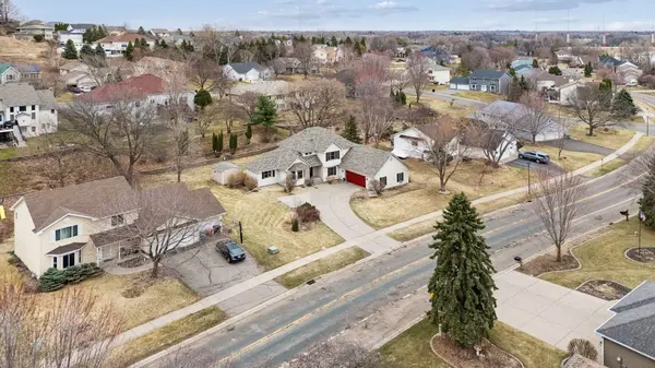 3012 Walter ST, Maplewood, MN 55109