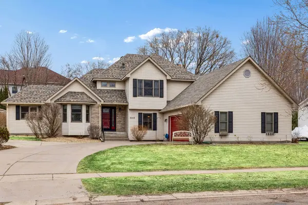 3012 Walter ST, Maplewood, MN 55109