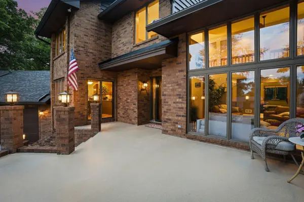 18430 Jasper Ct, Lakeville, MN 55044