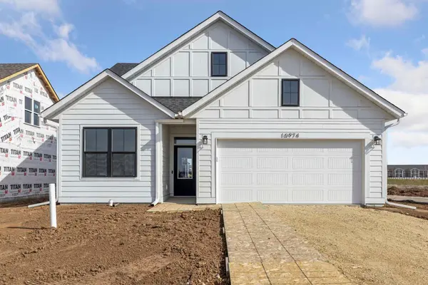 10930 37th ST N, Lake Elmo, MN 55042