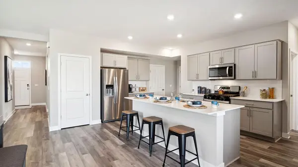 17085 Draper WAY, Lakeville, MN 55044
