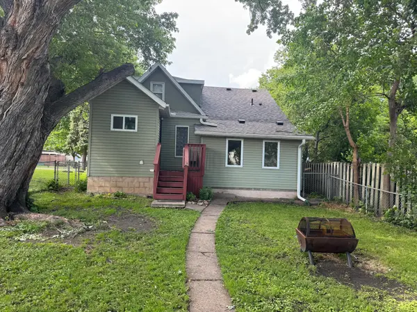 878 Monroe CT, Saint Paul, MN 55102