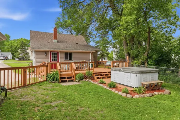 114 E Oak ST, Osakis, MN 56360