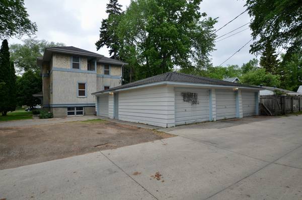 1205 4th ST N, Fargo, ND 58102