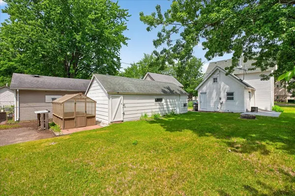 6429 Maple ST, North Branch, MN 55056