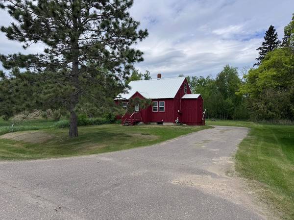 201 Schilling RD SE, Bagley, MN 56621