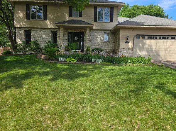 1435 138th AVE NW, Andover, MN 55304
