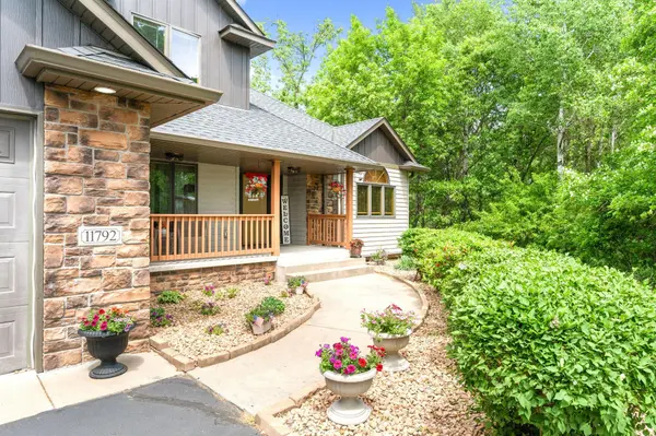 11792 272nd AVE NW, Zimmerman, MN 55398