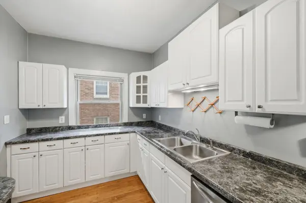 3721 Grand AVE S #2, Minneapolis, MN 55409