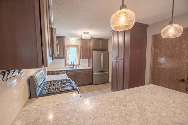 7524 Noble AVE N, Brooklyn Park, MN 55443