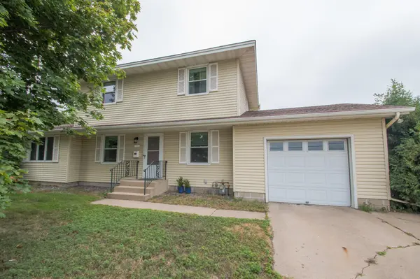 7524 Noble AVE N, Brooklyn Park, MN 55443