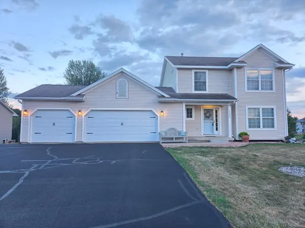 137 Kruger LN, Ellsworth, WI 54011