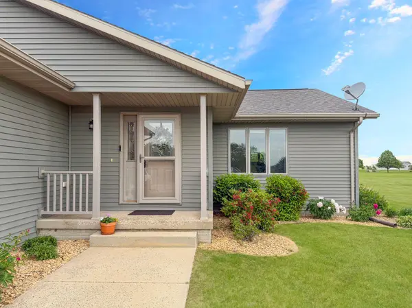 2001 Eastbay AVE, Balaton, MN 56115