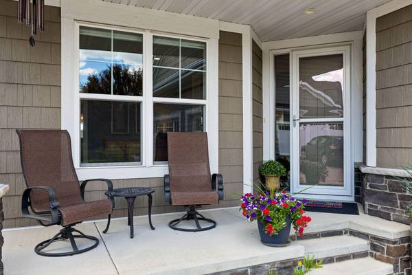 6135 Garland LN N, Plymouth, MN 55446