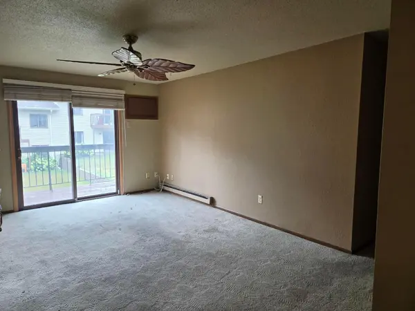 1601 Cohansey ST #204, Saint Paul, MN 55117
