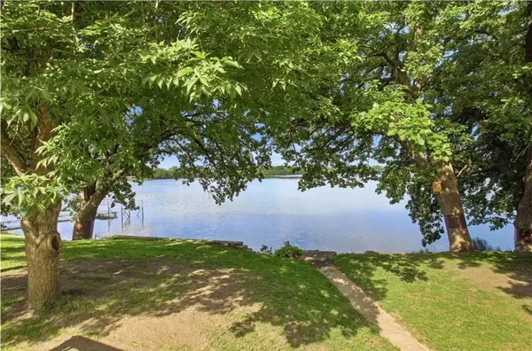 2121 Country Club DR NE, Willmar, MN 56201