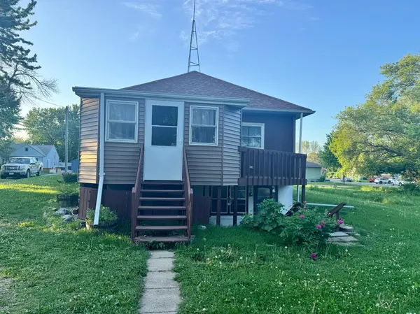 301 W 3rd ST, Sherburn, MN 56171