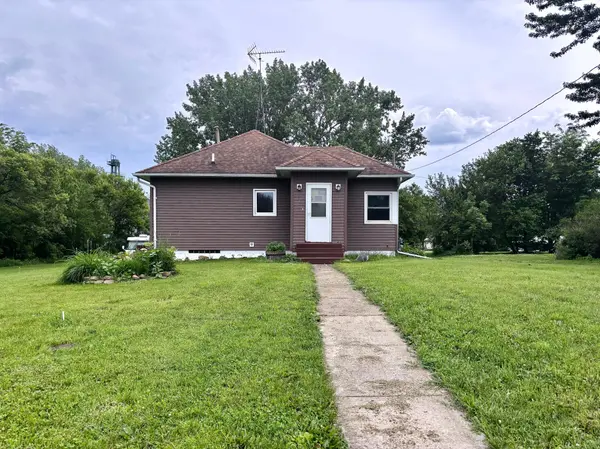 301 W 3rd ST, Sherburn, MN 56171