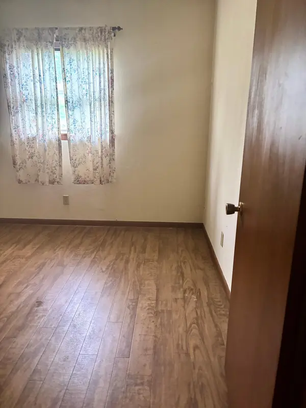 301 W 3rd ST, Sherburn, MN 56171