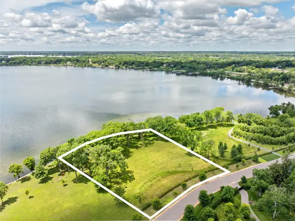 1415 Bracketts Point RD, Orono, MN 55391