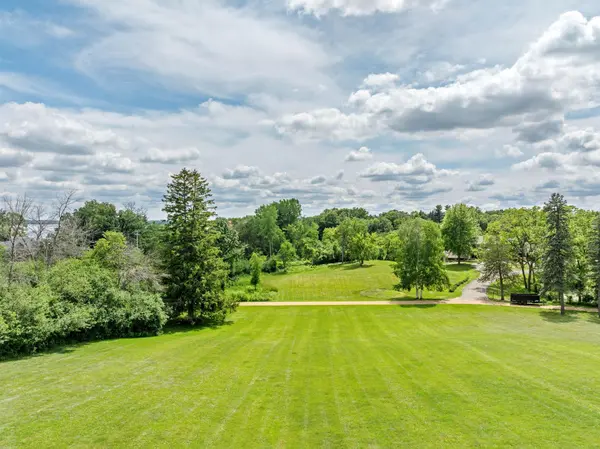 1445 Fox ST, Wayzata, MN 55391