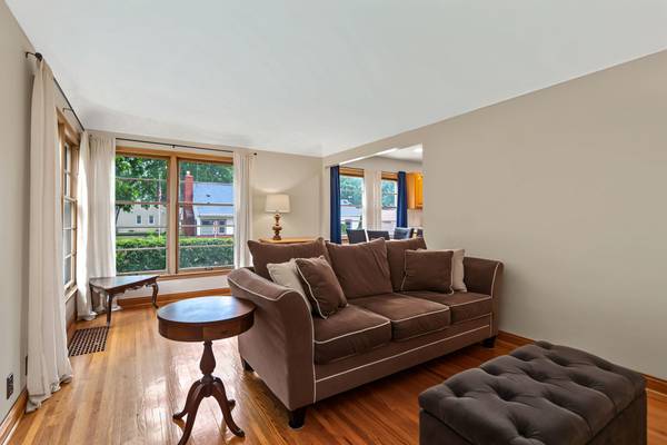 6844 Queen AVE S, Richfield, MN 55423
