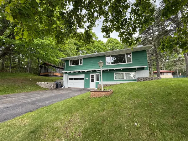 121 W Buffalo ST, Duluth, MN 55811