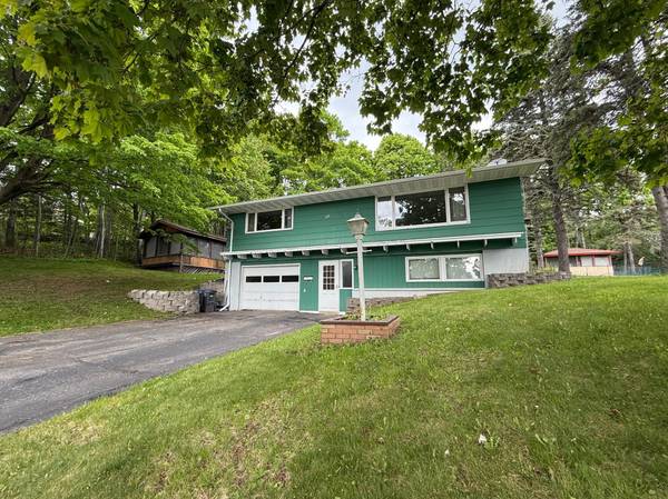 121 W Buffalo ST, Duluth, MN 55811