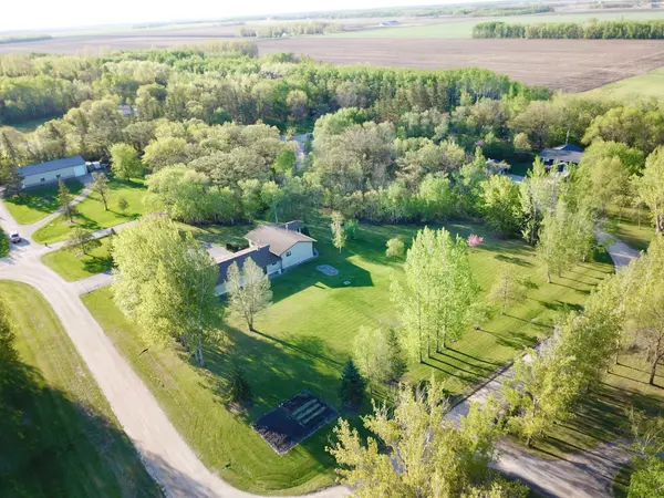 101 17th AVE NE, Roseau, MN 56751